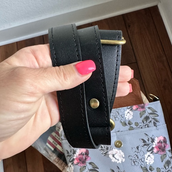 R. Riveter Hobby limited edition floral pattern purse NWT - Picture 11 of 14